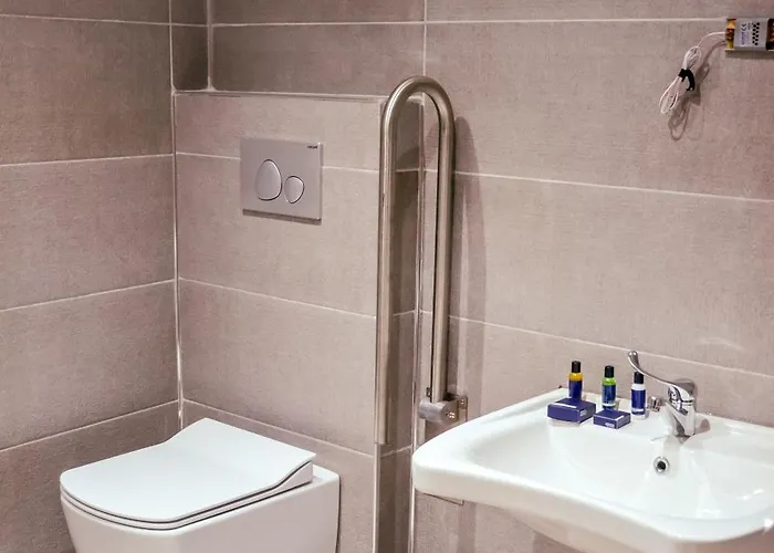 מלון Anemon Kent